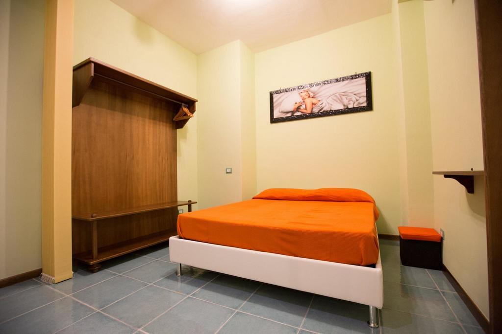 Il Nido Del Sole Apartment Чефалу Стая снимка