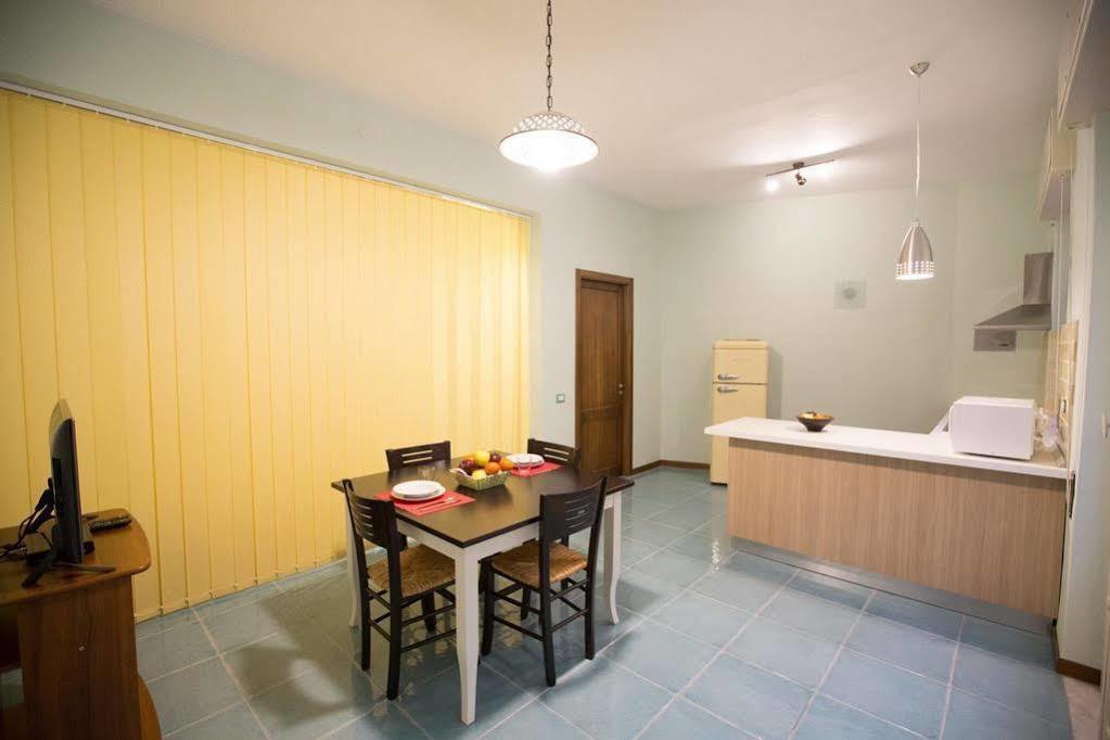 Il Nido Del Sole Apartment Чефалу Екстериор снимка